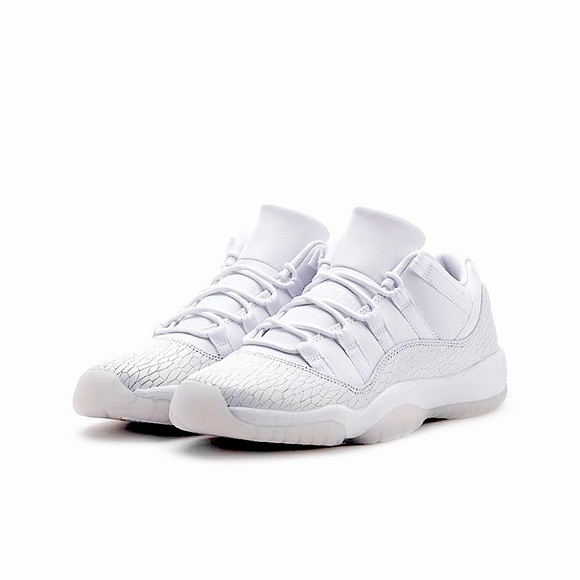AIR JORDAN 11 Retro Low Heiress White - Picture 1 of 14